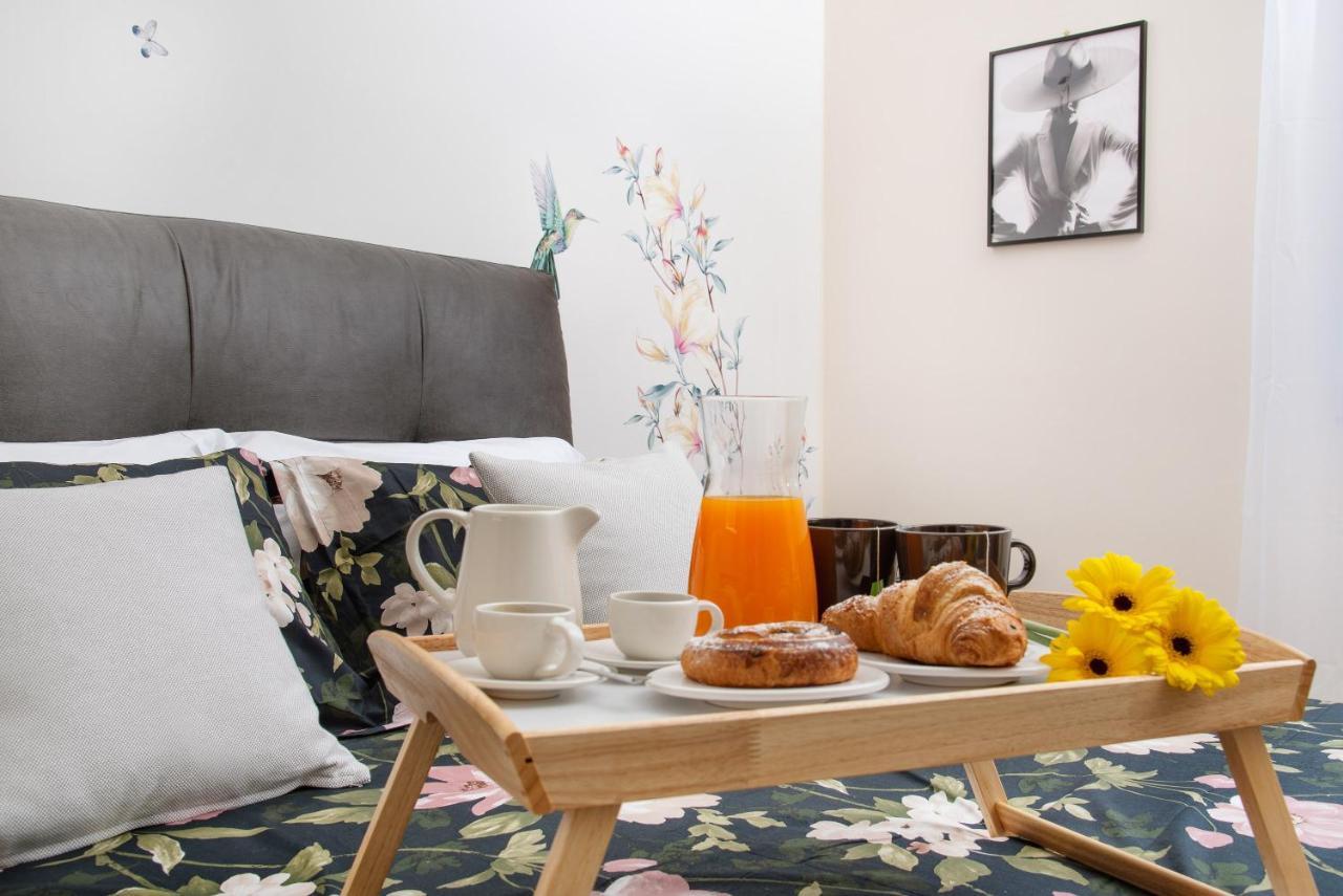 Bed and Breakfast Stanza Tasso - De Vivo Realty Sorrento Esterno foto